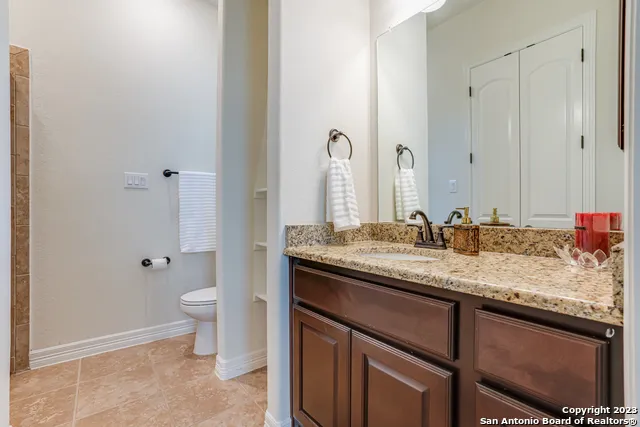 531 LILLY BLF Castroville, TX 78009