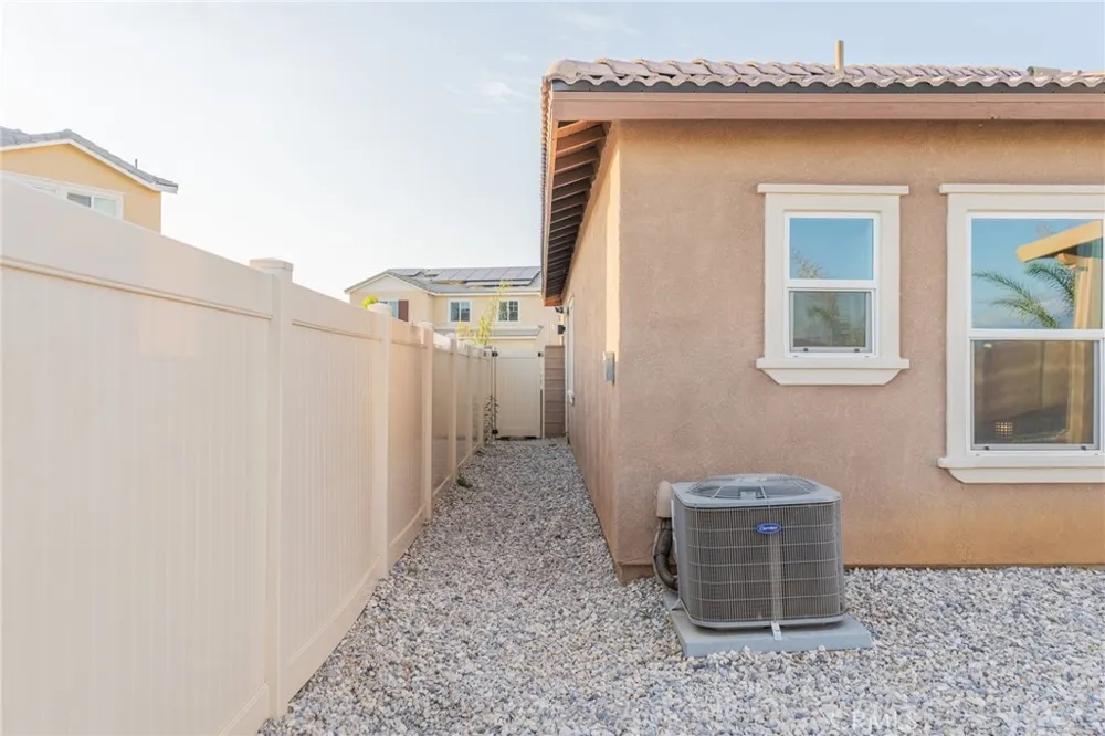 35373 Price Beaumont, CA 92223