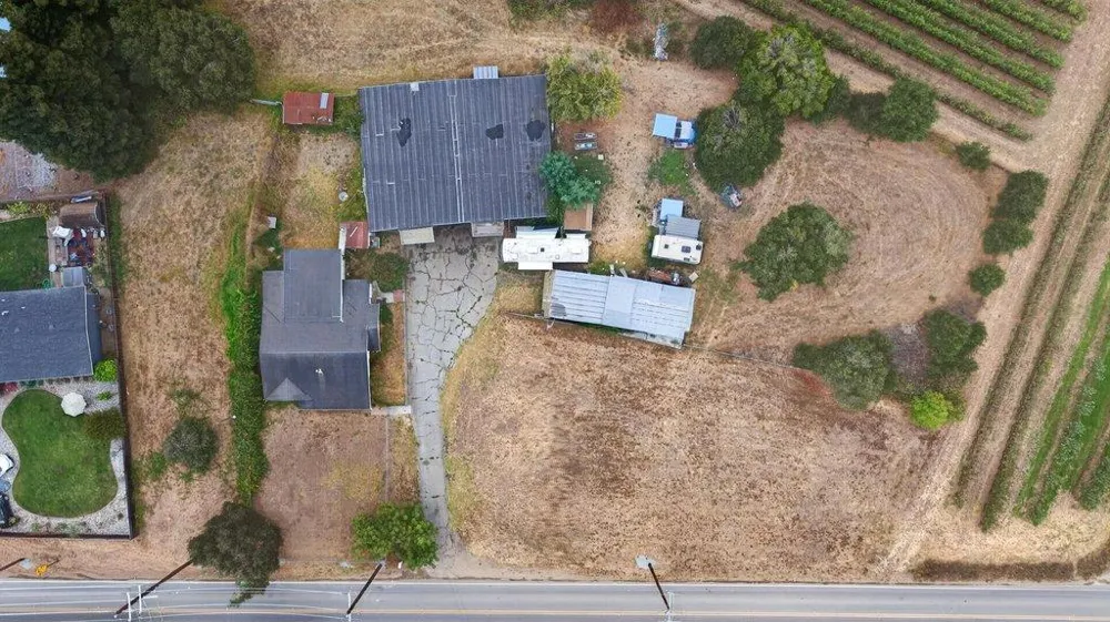 897 Green Valley Road Watsonville, CA 95076