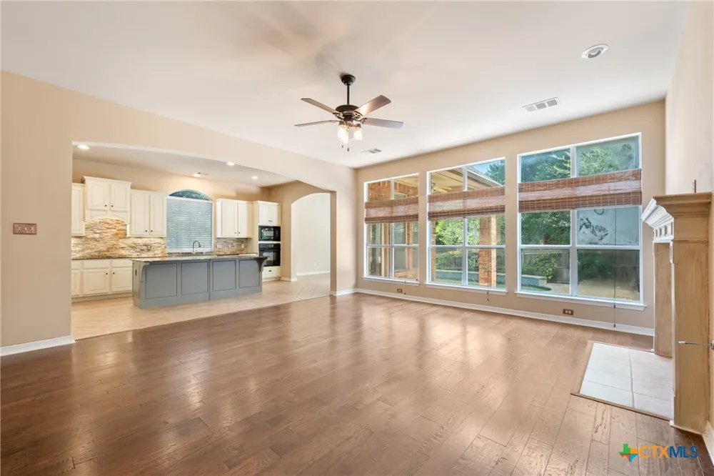 2238 Fernspring Drive Round Rock, TX 78665