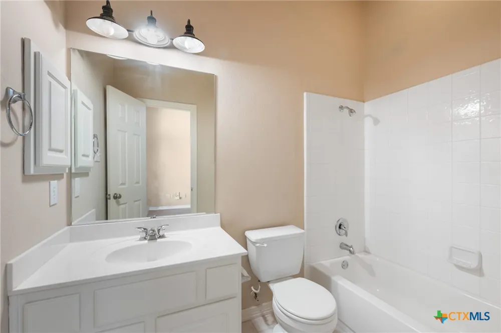 2238 Fernspring Drive Round Rock, TX 78665