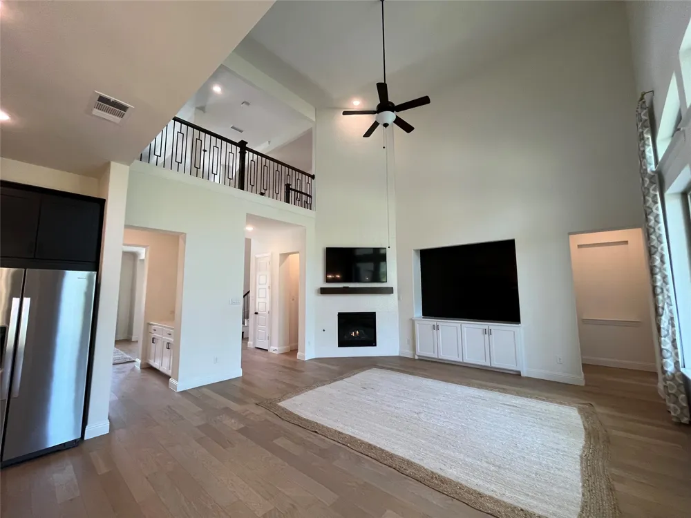 2403 Royal Dove Lane Mansfield, TX 76063