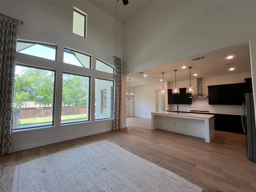 2403 Royal Dove Lane Mansfield, TX 76063