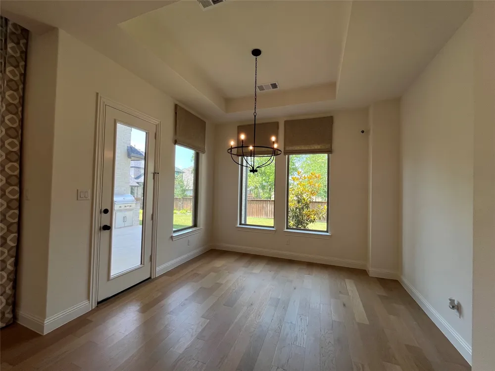 2403 Royal Dove Lane Mansfield, TX 76063