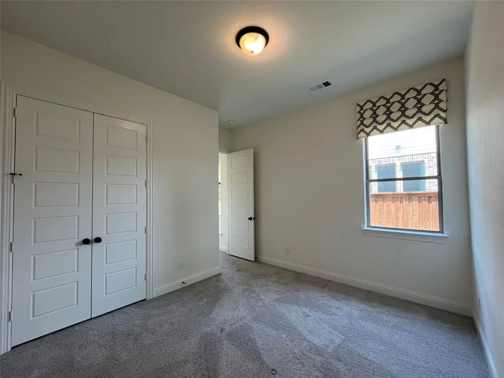 2403 Royal Dove Lane Mansfield, TX 76063