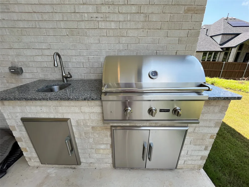 2403 Royal Dove Lane Mansfield, TX 76063