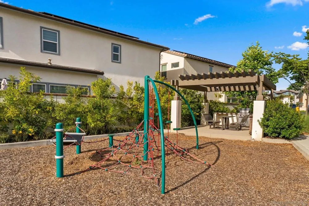 493 Village Greens Way San Marcos, CA 92078