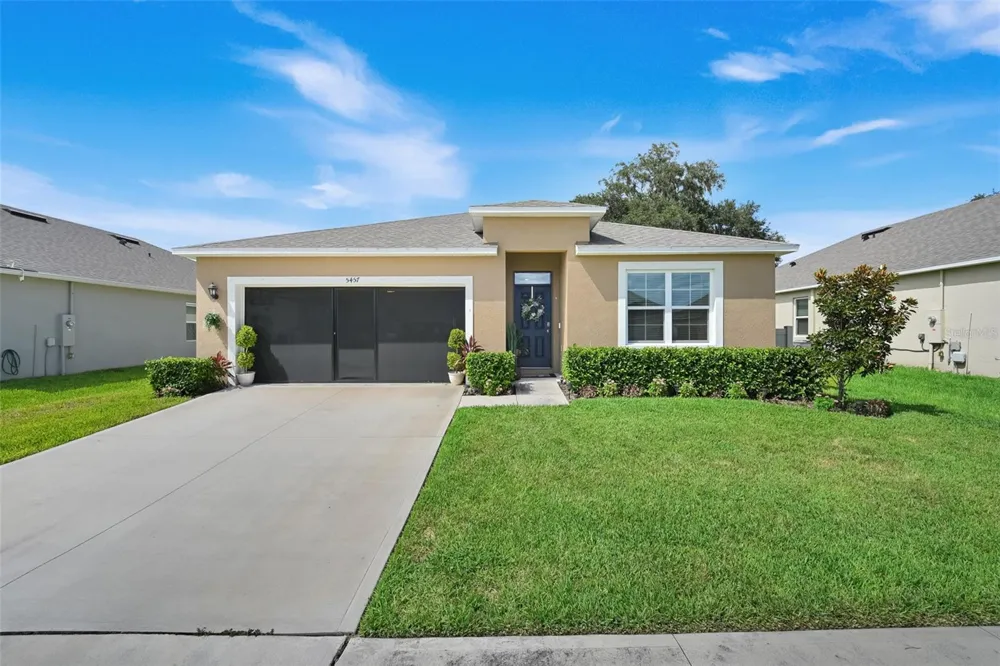 5457 HAYLOFT DRIVE Apopka, FL 32712