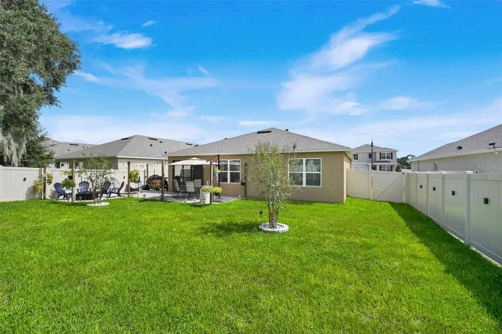 5457 HAYLOFT DRIVE Apopka, FL 32712