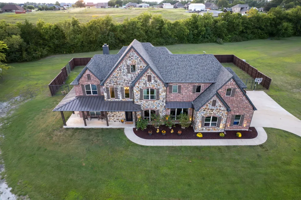 204 Tate Circle Sherman, TX 75090