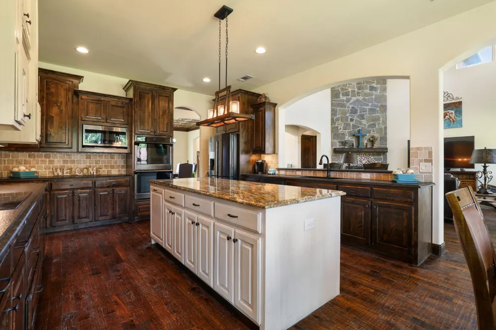 204 Tate Circle Sherman, TX 75090