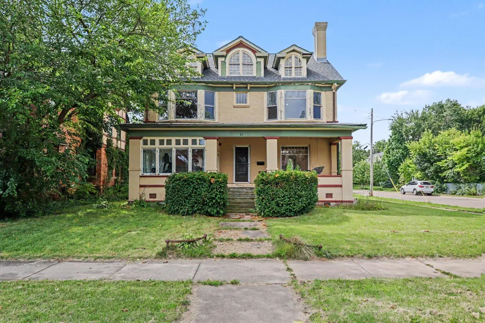31 Orchard Place Battle Creek, MI 49017