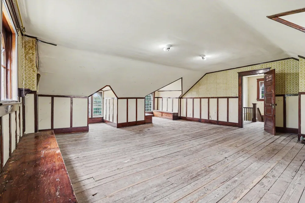 31 Orchard Place Battle Creek, MI 49017