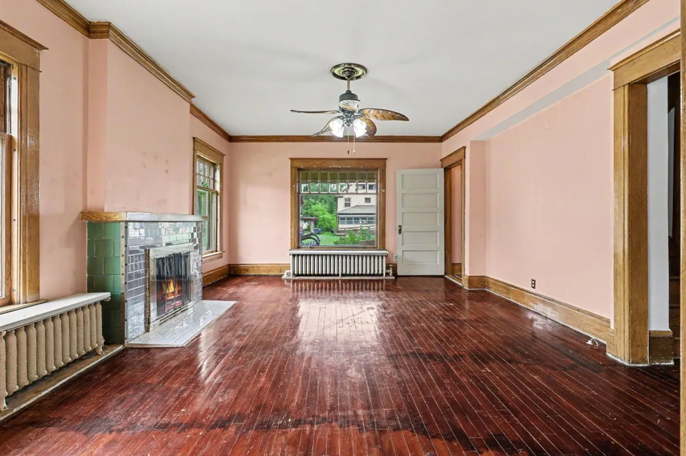 31 Orchard Place Battle Creek, MI 49017