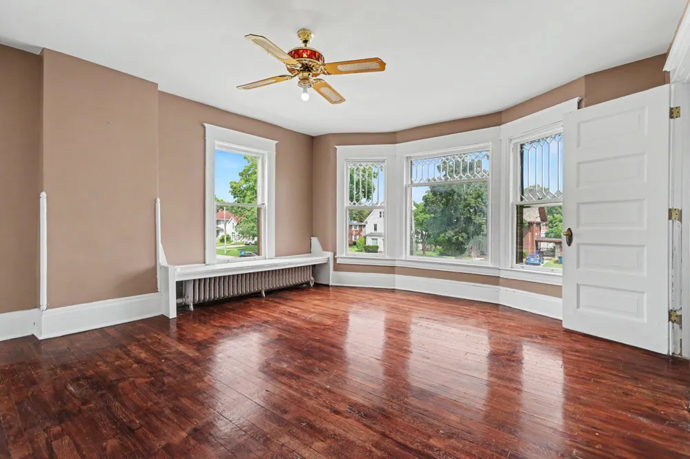 31 Orchard Place Battle Creek, MI 49017
