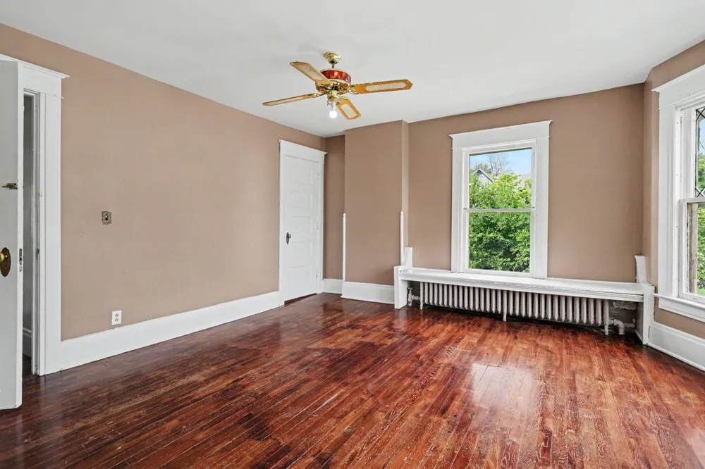 31 Orchard Place Battle Creek, MI 49017