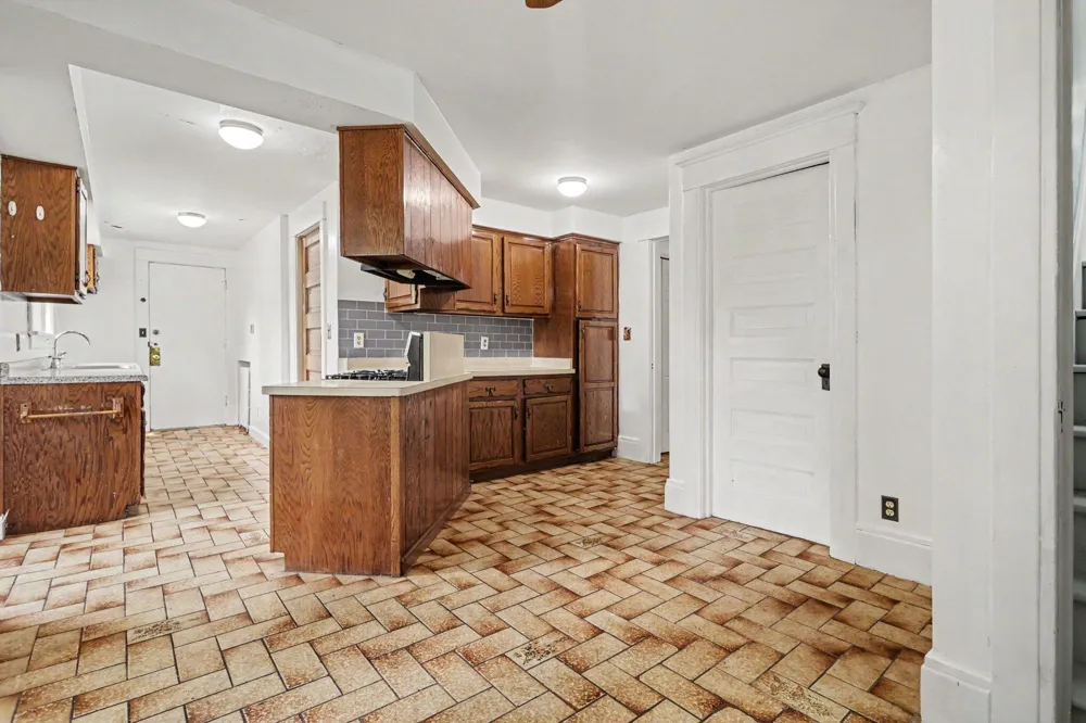 31 Orchard Place Battle Creek, MI 49017