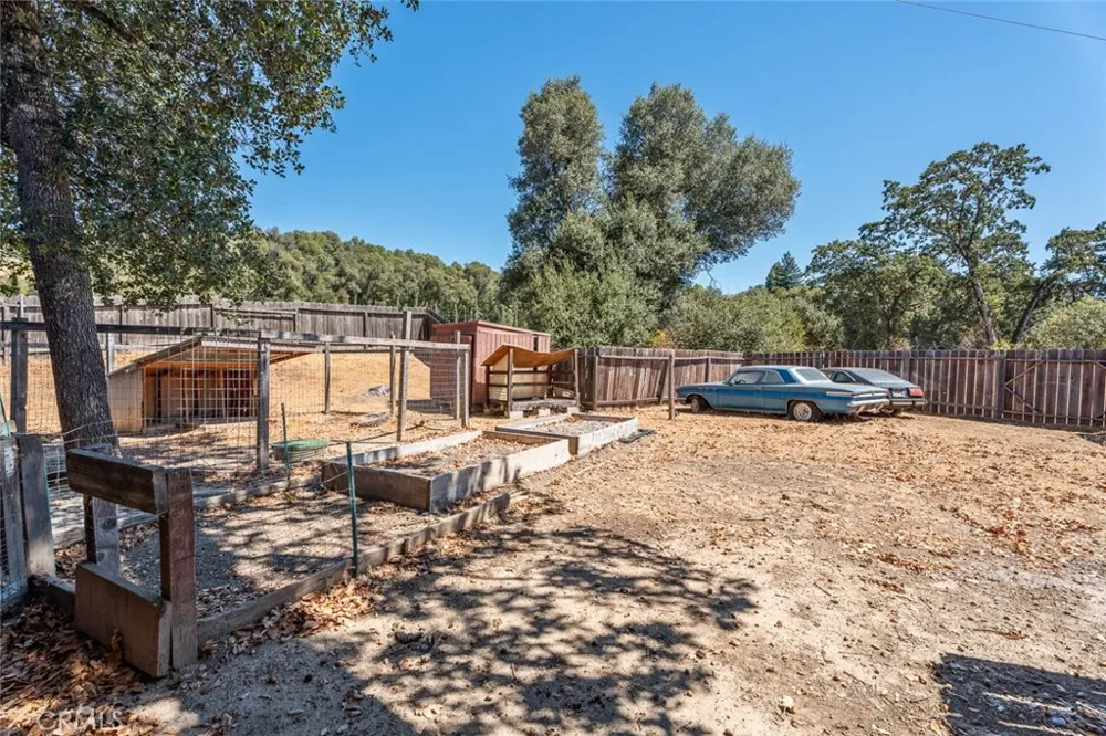 350 Forsythe Redwood Valley, CA 95470