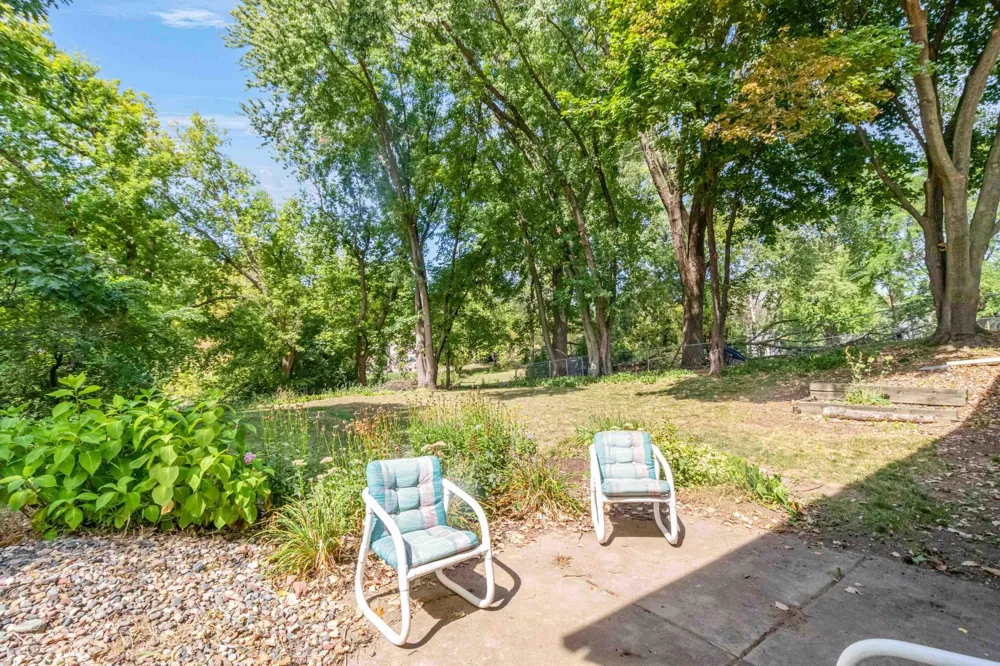 17801 Jaguar Path Lakeville, MN 55044