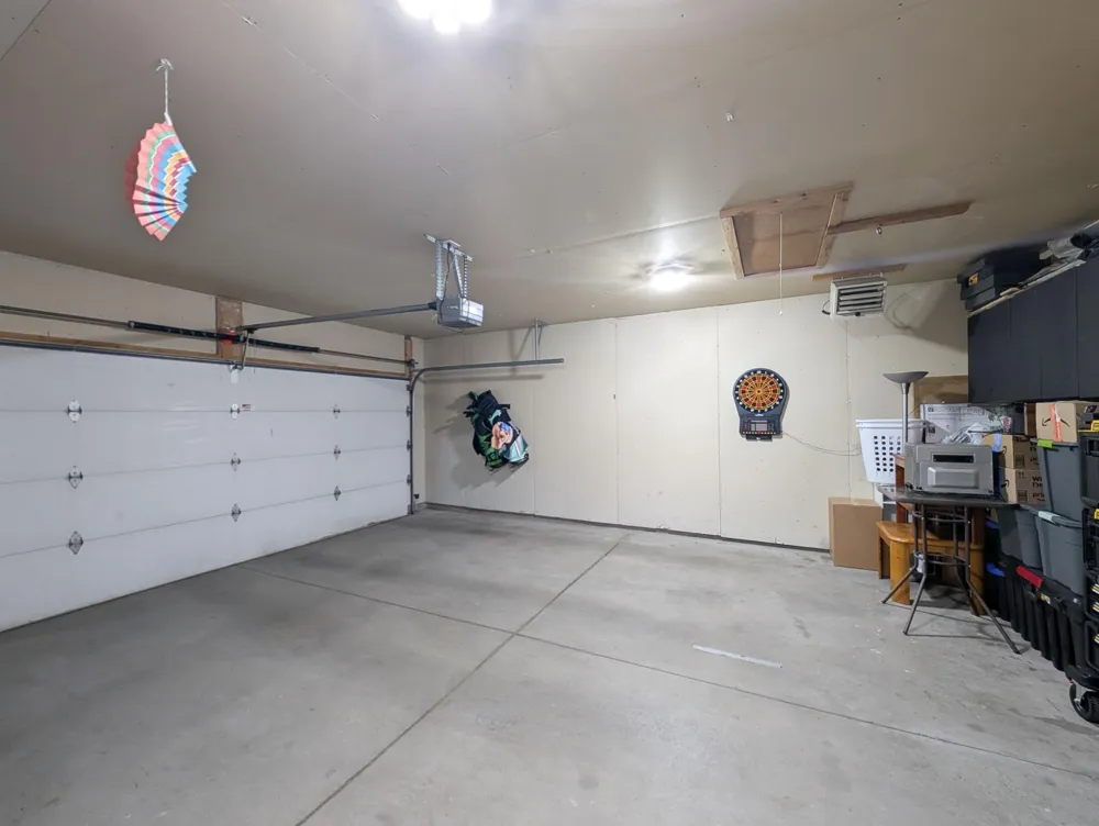 707 14TH AVENUE E West Fargo, ND 58078