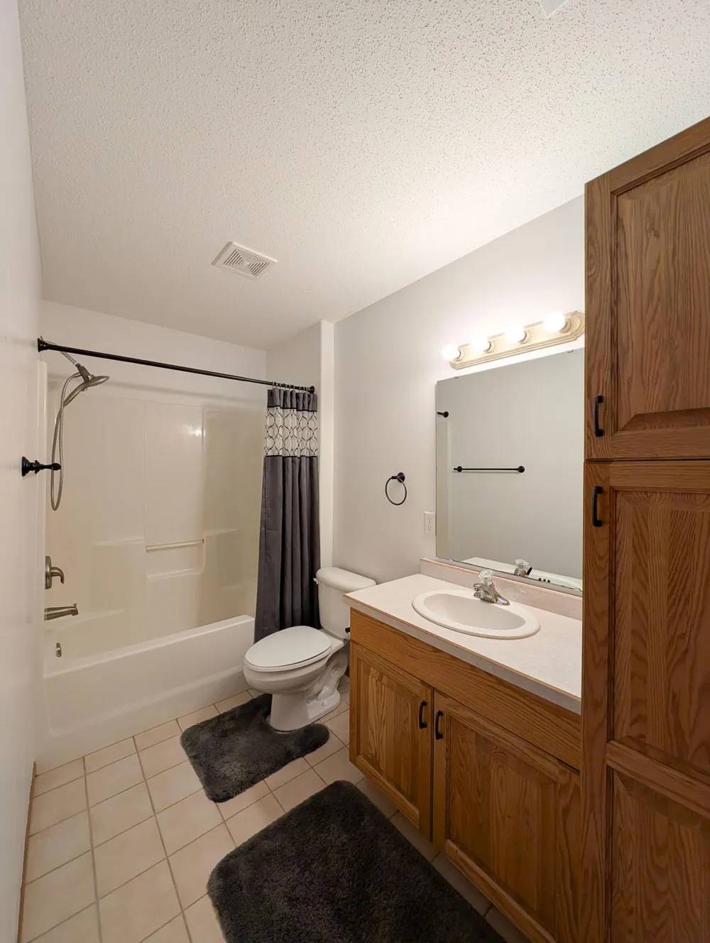 707 14TH AVENUE E West Fargo, ND 58078