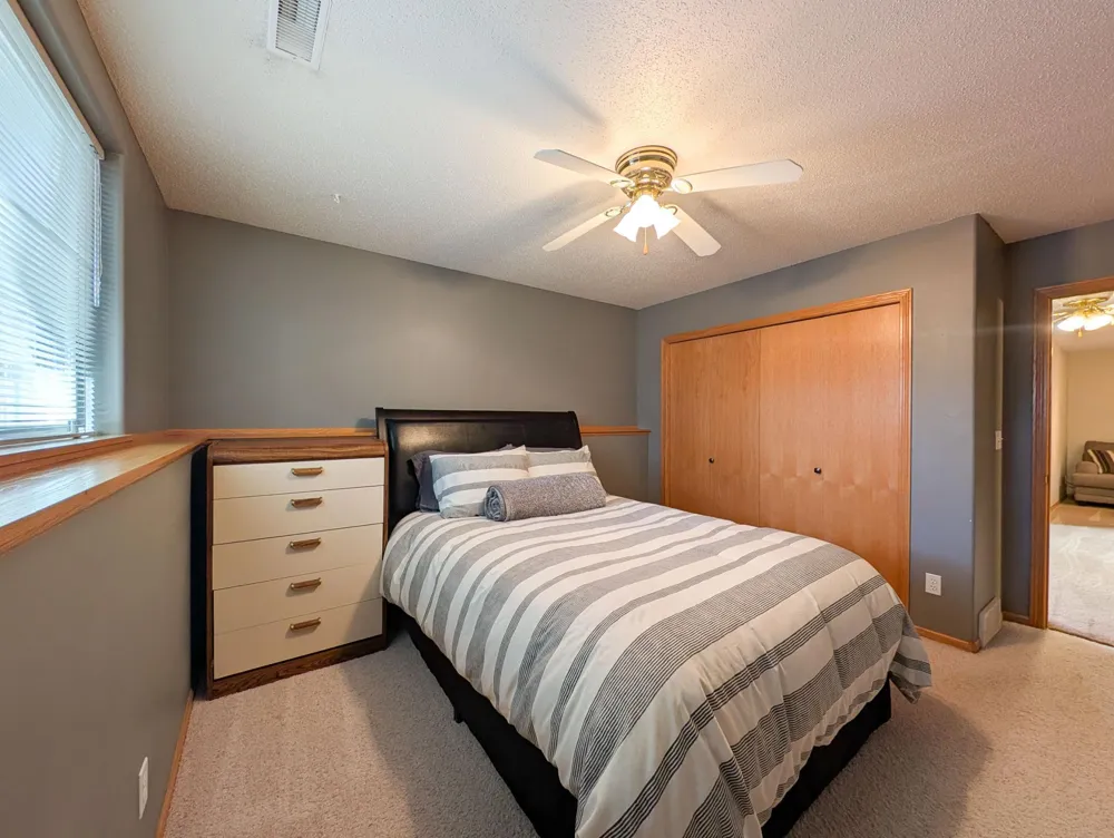 707 14TH AVENUE E West Fargo, ND 58078