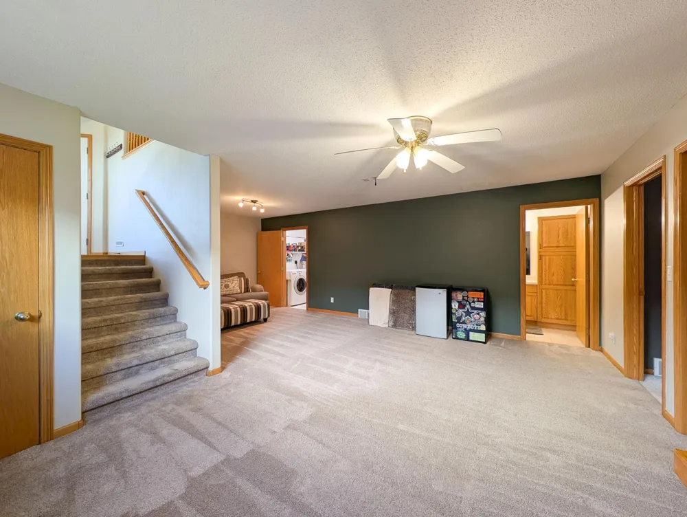 707 14TH AVENUE E West Fargo, ND 58078