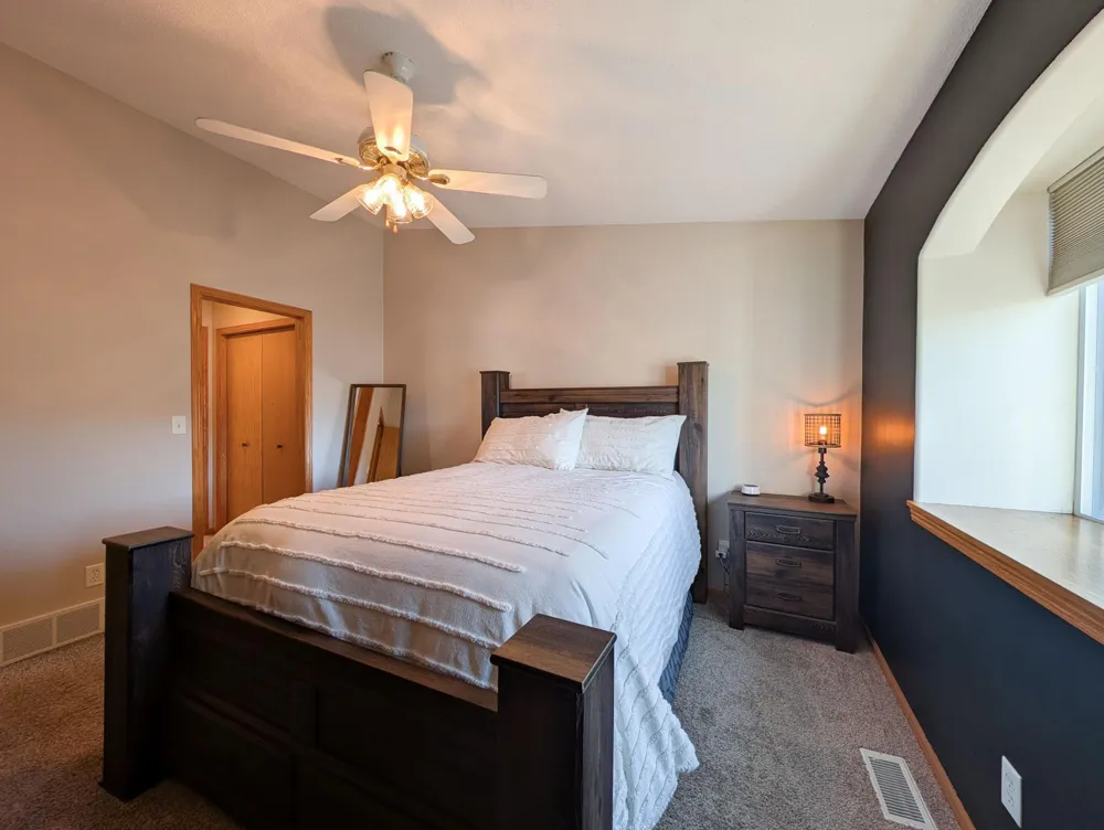 707 14TH AVENUE E West Fargo, ND 58078