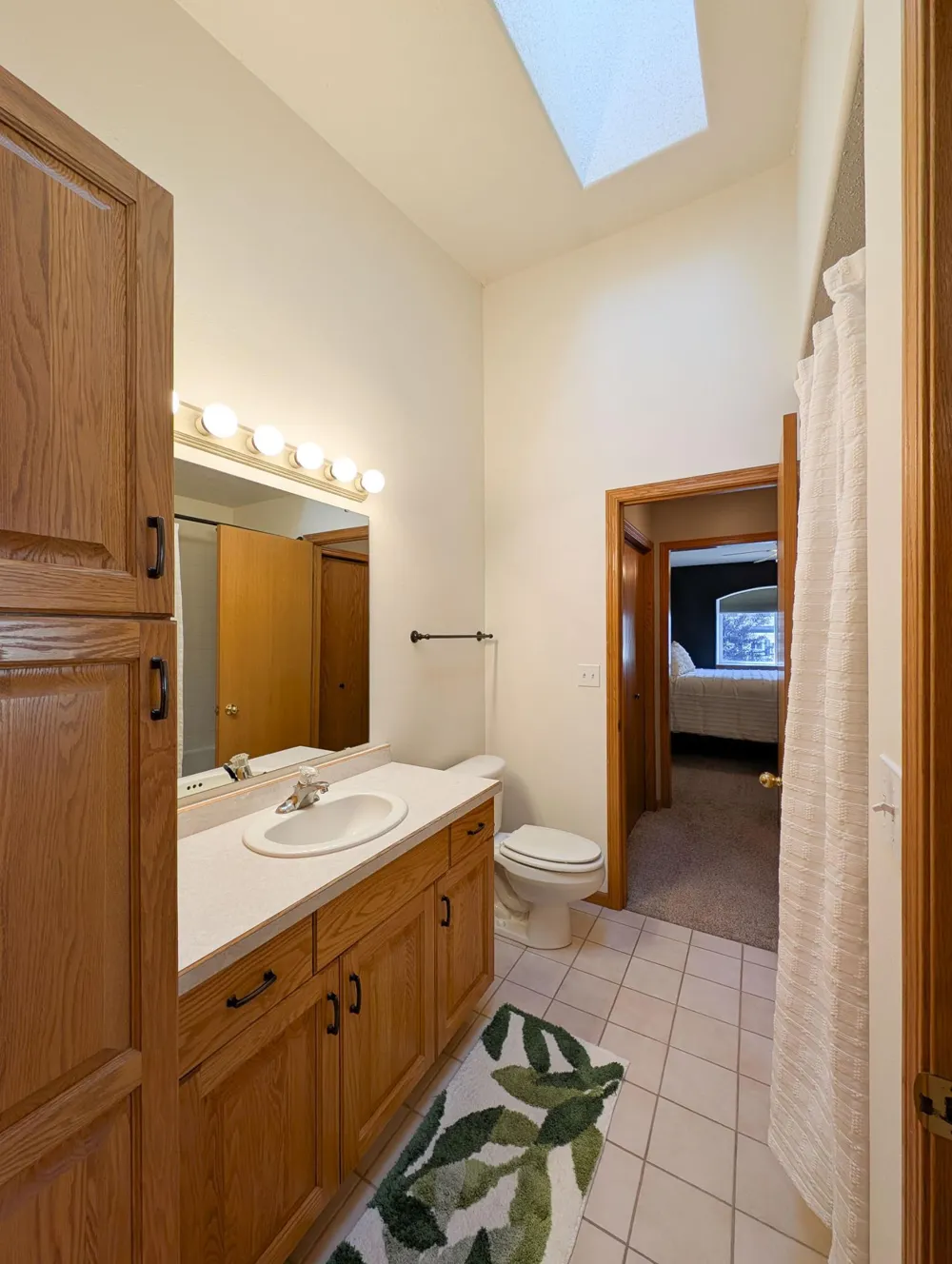 707 14TH AVENUE E West Fargo, ND 58078