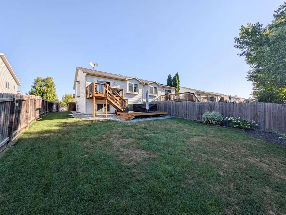 707 14TH AVENUE E West Fargo, ND 58078