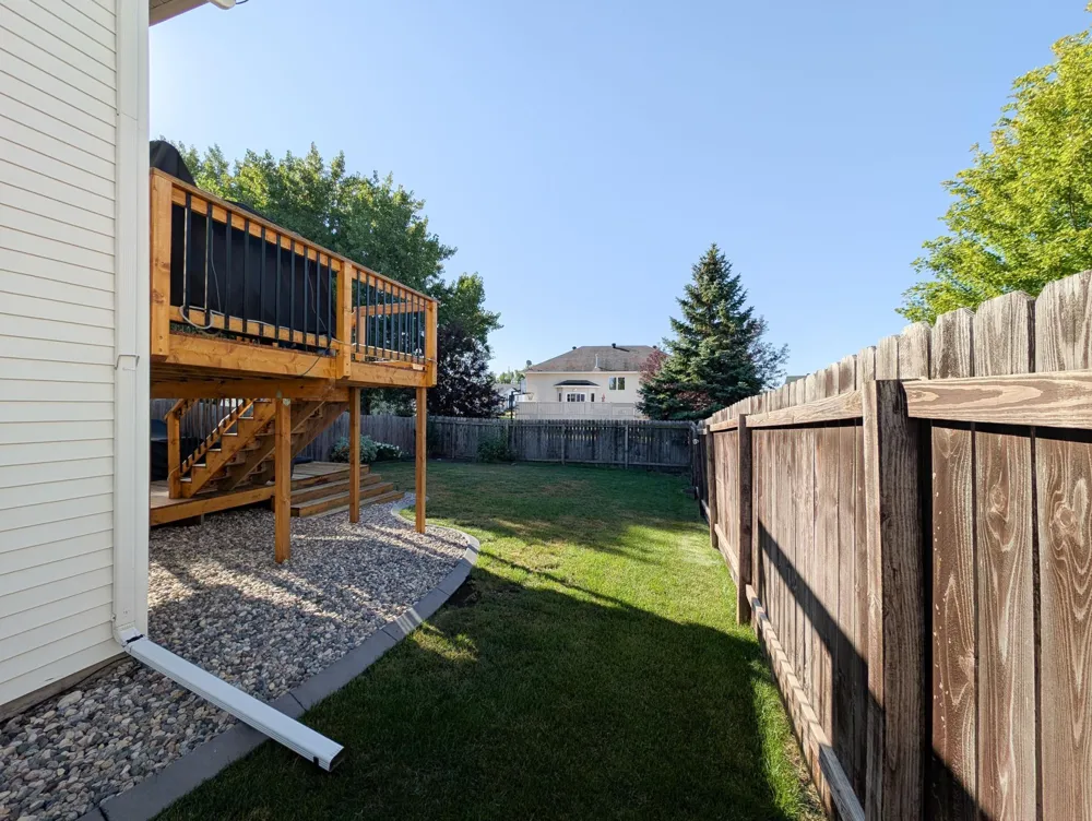 707 14TH AVENUE E West Fargo, ND 58078