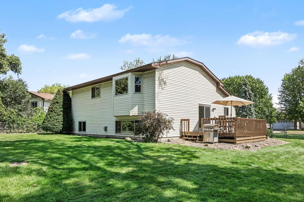 14372 Jonquil Street NW Andover, MN 55304