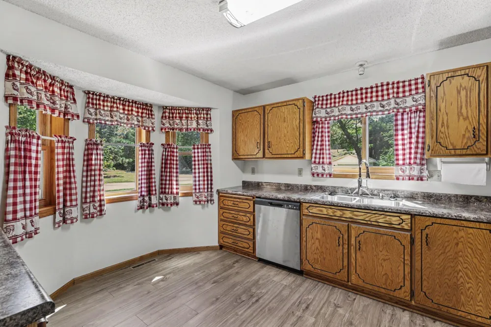 14372 Jonquil Street NW Andover, MN 55304