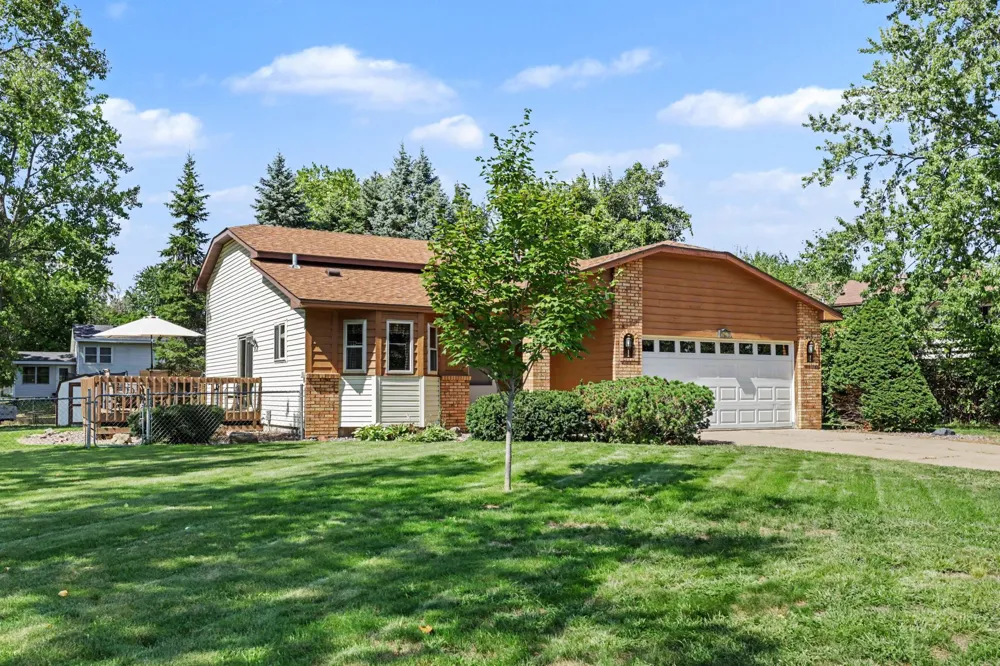 14372 Jonquil Street NW Andover, MN 55304