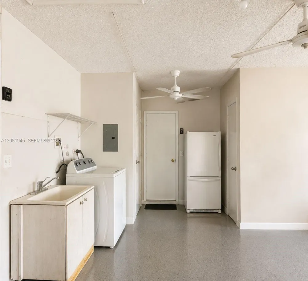 5156 Michael Dr West Palm Beach, FL 33417
