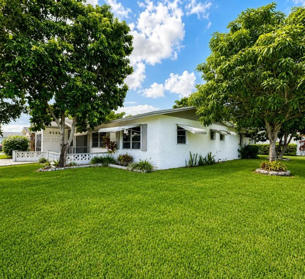 5156 Michael Dr West Palm Beach, FL 33417