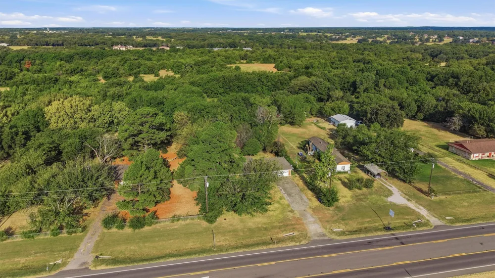 1017 Highway 377 Whitesboro, TX 76273