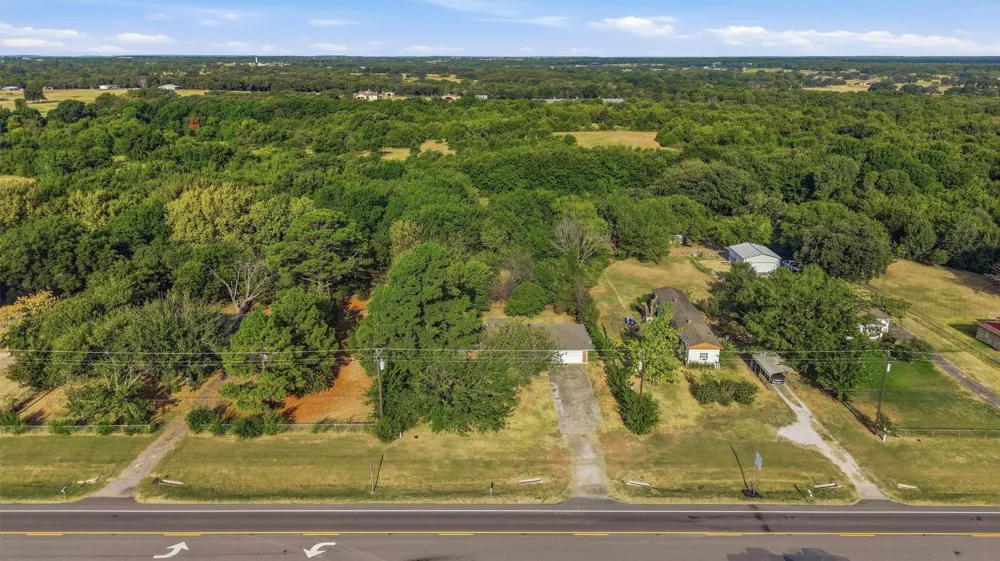 1017 Highway 377 Whitesboro, TX 76273