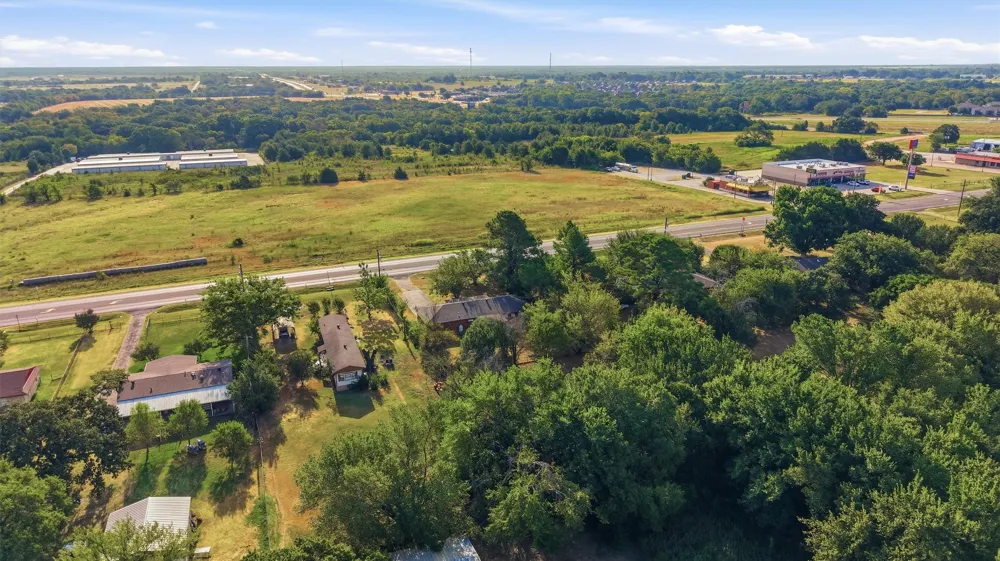 1017 Highway 377 Whitesboro, TX 76273