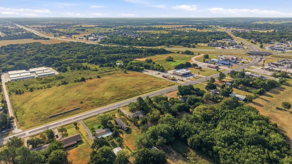 1017 Highway 377 Whitesboro, TX 76273