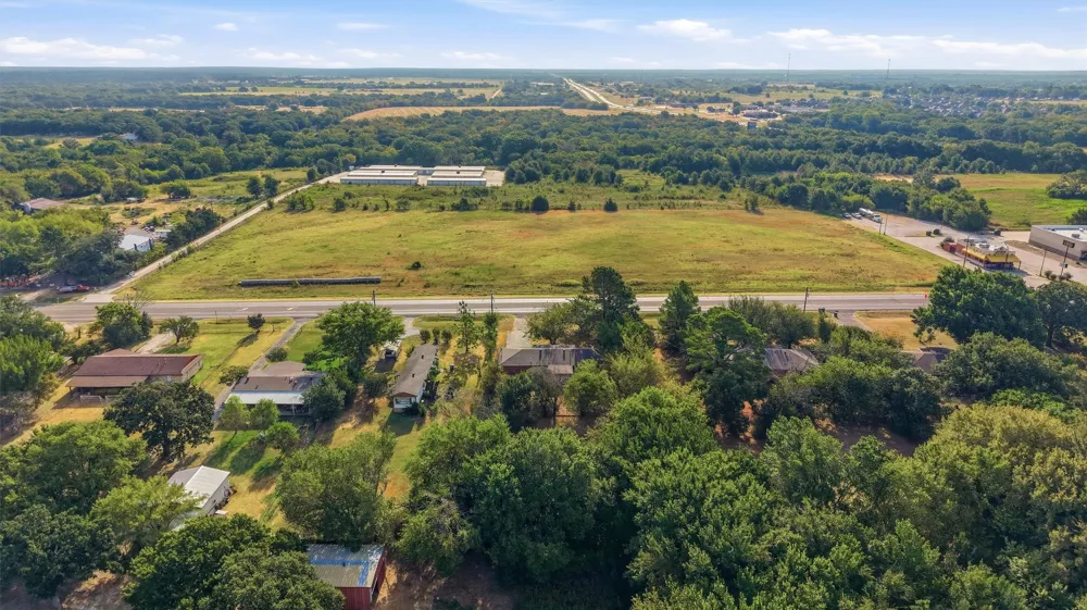 1017 Highway 377 Whitesboro, TX 76273