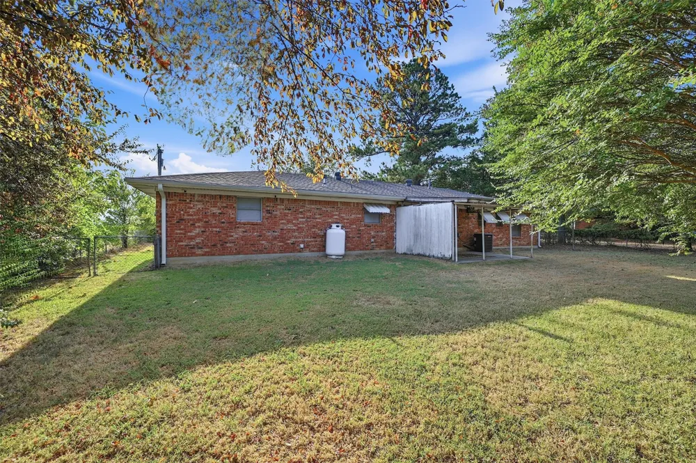 1017 Highway 377 Whitesboro, TX 76273