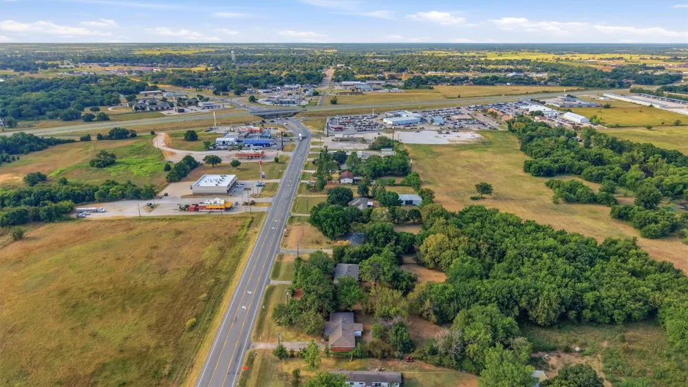 1017 Highway 377 Whitesboro, TX 76273