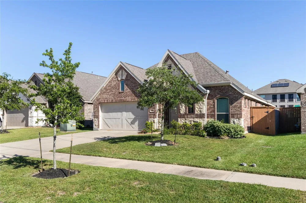 12417 Berberry Drive Texas City, TX 77568