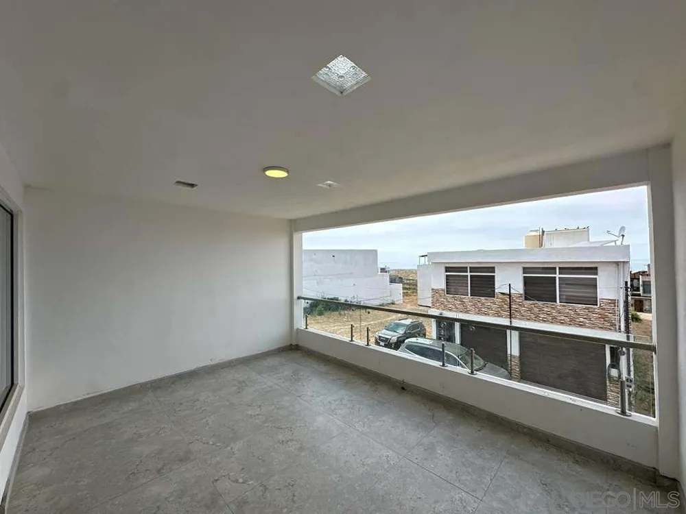206 Ave. Santa Monica, Col. San Miguel Tijuana Mexico Other, CA 99999