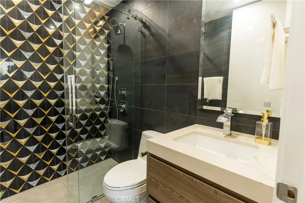 8148 Gould Avenue Hollywood Hills, CA 90046