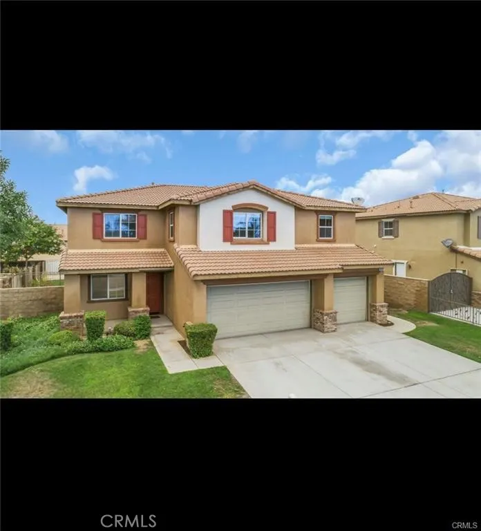 9297 San Rafael Arcangel Ln Riverside, CA 92508