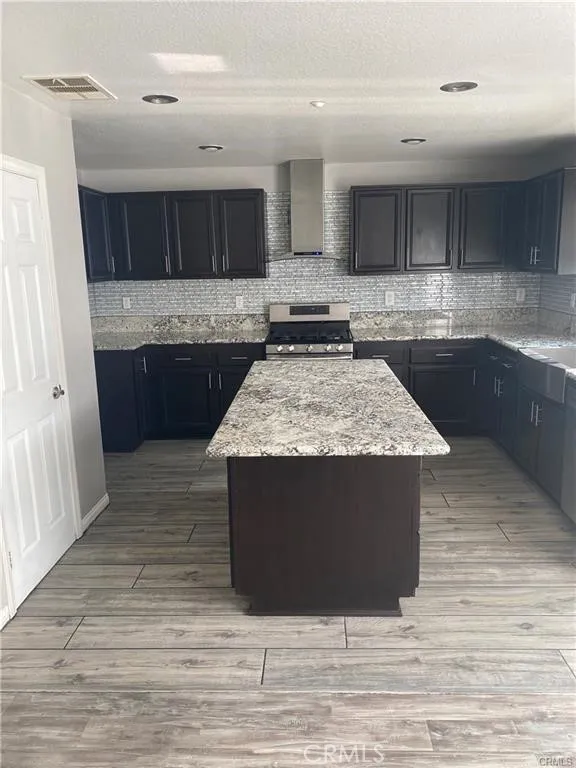 9297 San Rafael Arcangel Ln Riverside, CA 92508