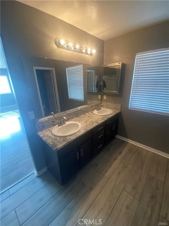 9297 San Rafael Arcangel Ln Riverside, CA 92508