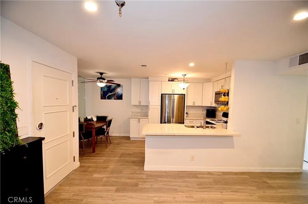 8712 Chessington Drive #255D Inglewood, CA 90305